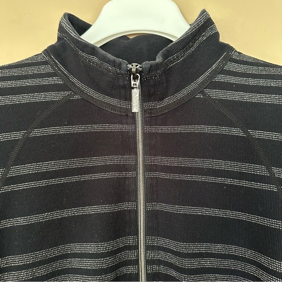 Tommy Bahama women XL Quarter Zip Top Long Sleeve Black Metallic Casual Preppy - Picture 8 of 12